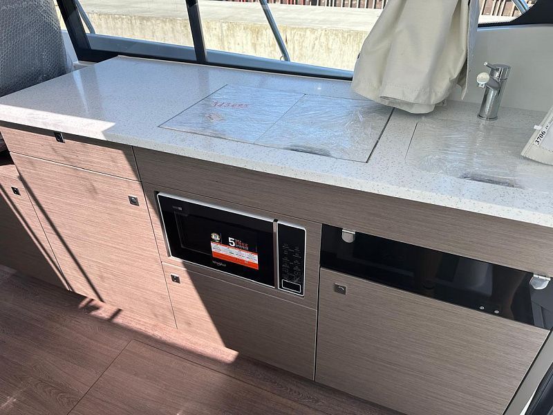 Купить Катер Merry Fisher 1095 с Suzuki 2хDF300BMDXX Jeanneau KITMF14 7ft.ru в интернет магазине Семь Футов