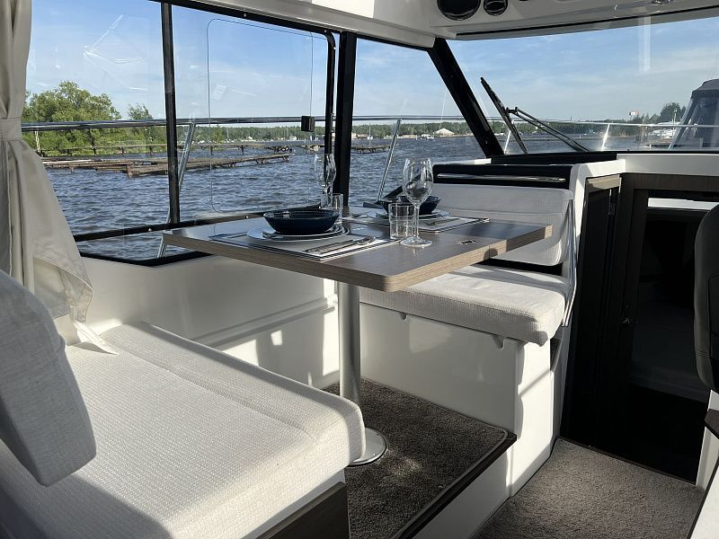 Купить Катер Merry Fisher 895 S2 с моторами 2х225 Jeanneau KITMF12 7ft.ru в интернет магазине Семь Футов