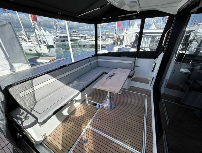 Купить Катер Jeanneau Merry Fisher 1295 COUPE с моторами 300 л.с. KITMF11 7ft.ru в интернет магазине Семь Футов