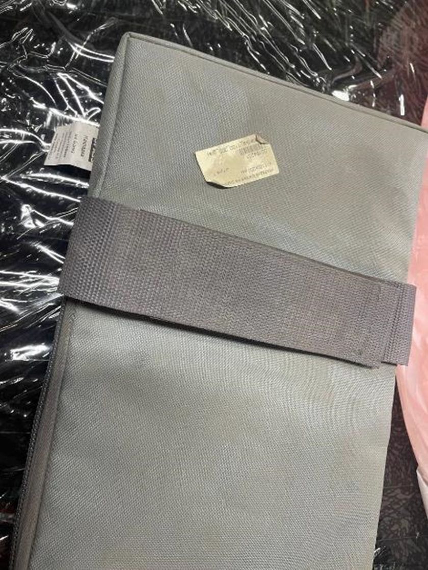 Купить Накладка мягкая на сиденье, серая, 1100х200 мм, уцененная SPASS nakladka_1100_200_gray_utsenka 7ft.ru в интернет магазине Семь Футов