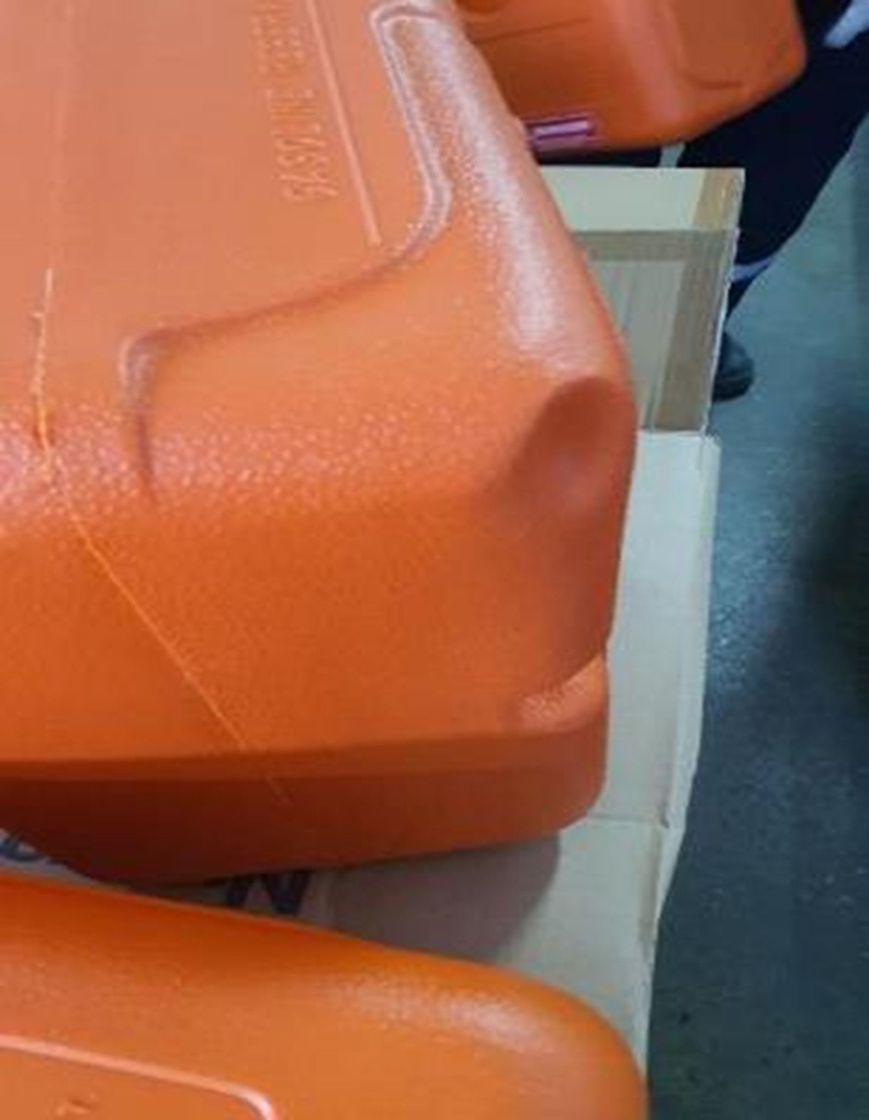 Купить Бак топливный HULK 30 л c указателем уровня, 51х36х27 см, Nuova Rade, уцененный 44805 utsenka 7ft.ru в интернет магазине Семь Футов