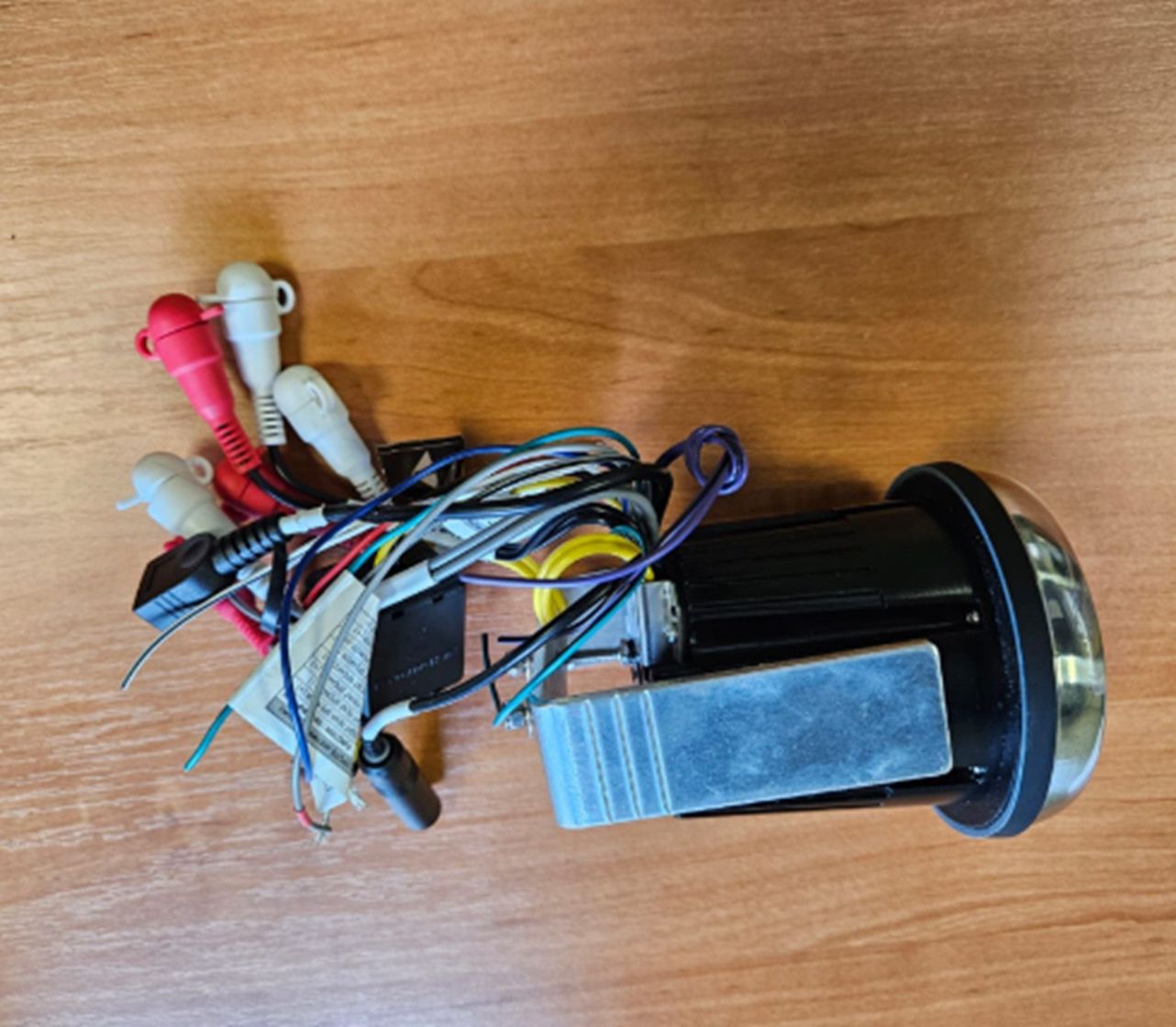 Купить Морская магнитола BOSS MGR350B, уценена Boss Audio MGR350B_utsenka2 7ft.ru в интернет магазине Семь Футов