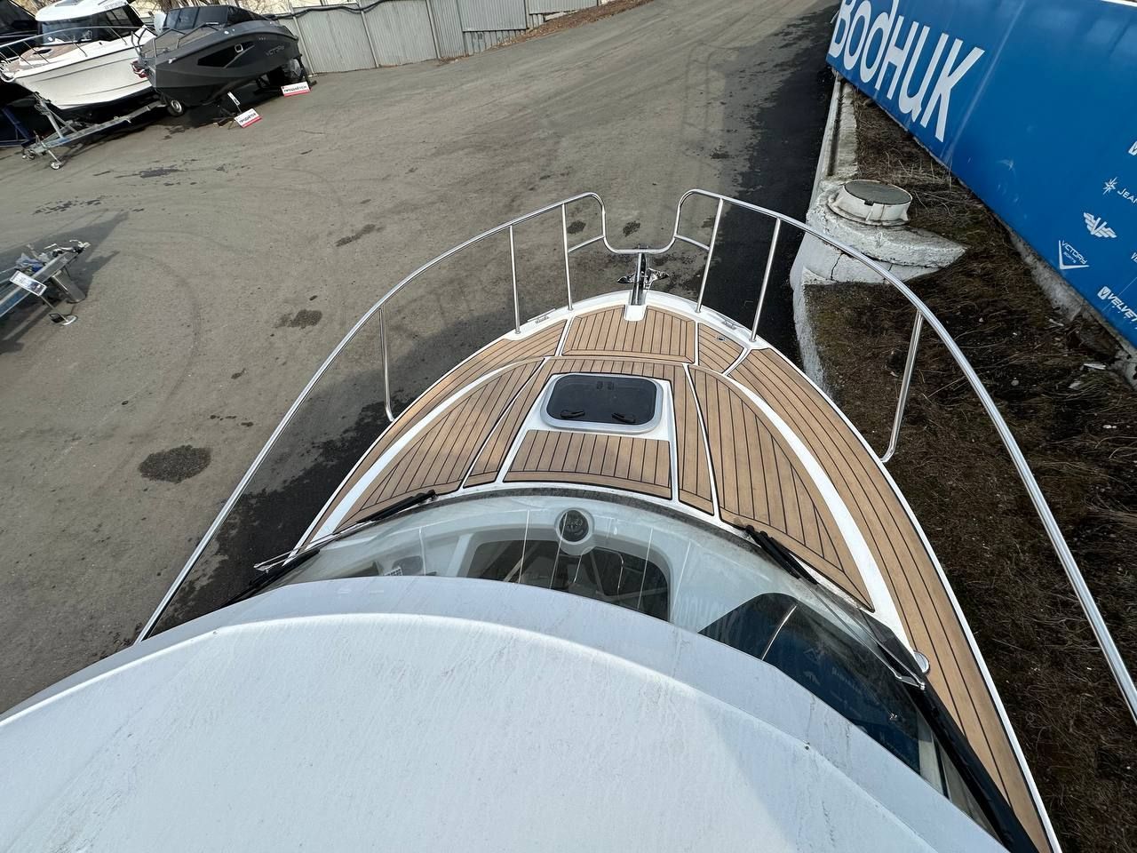 Купить Катер Феникс 700 Cabin белый с мотором Suzuki DF200APX KITPH55 7ft.ru в интернет магазине Семь Футов