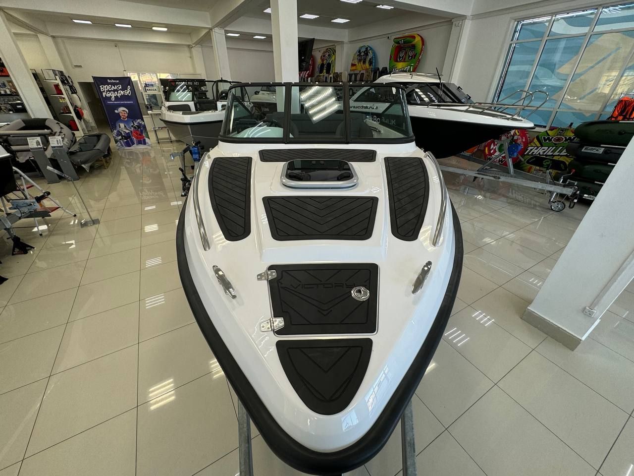 Купить Катер Victory 570 Cruiser с мотором Suzuki DF140BTL KITVA6 7ft.ru в интернет магазине Семь Футов