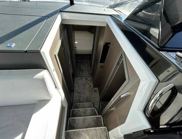 Купить Катер Jeanneau Merry Fisher 1295 COUPE с моторами 300 л.с. KITMF11 7ft.ru в интернет магазине Семь Футов