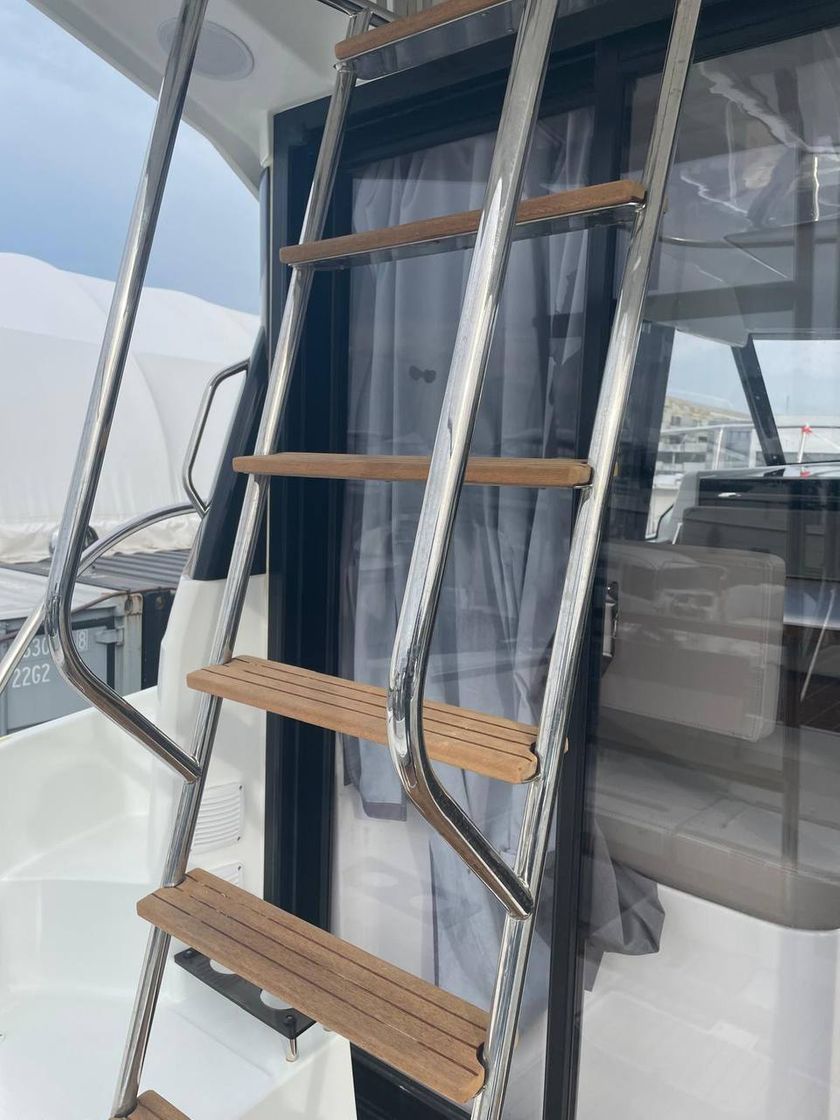 Купить Катер Jeanneau Merry Fisher 1095 FLY с моторами 300 л.с. KITMF10 7ft.ru в интернет магазине Семь Футов