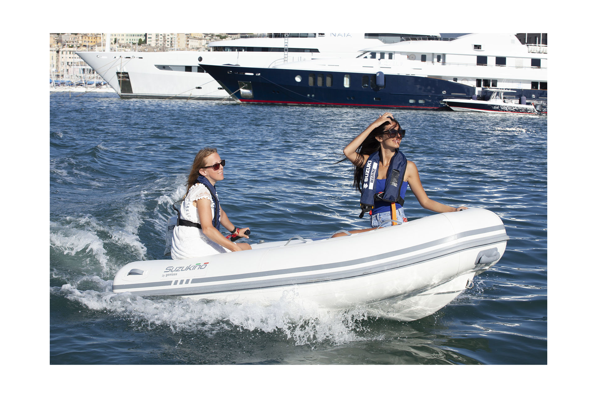 Купить Мотор лодочный Suzuki DF6AS, белый DF6AS_white 7ft.ru в интернет магазине Семь Футов