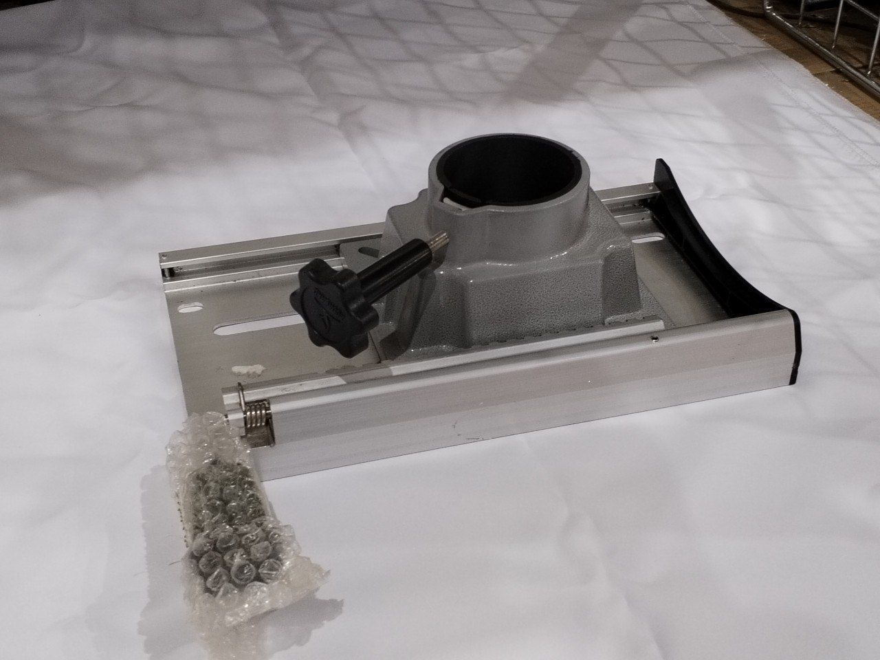 Купить Крепление сиденья к стойке 73 мм, уценённое Marine Rocket 93020-MR utsenka1 7ft.ru в интернет магазине Семь Футов