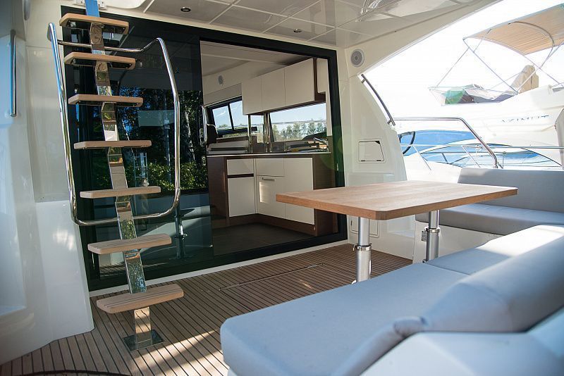Купить Катер Prestige 460 с моторами 2х440 KITPR2 7ft.ru в интернет магазине Семь Футов