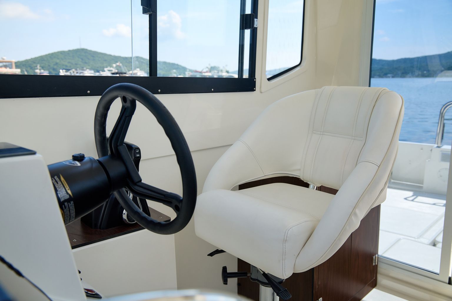 Купить Катер AVANRAID F350 MARLIN с Suzuki 2хDF250TX/ZX KITAF08 7ft.ru в интернет магазине Семь Футов