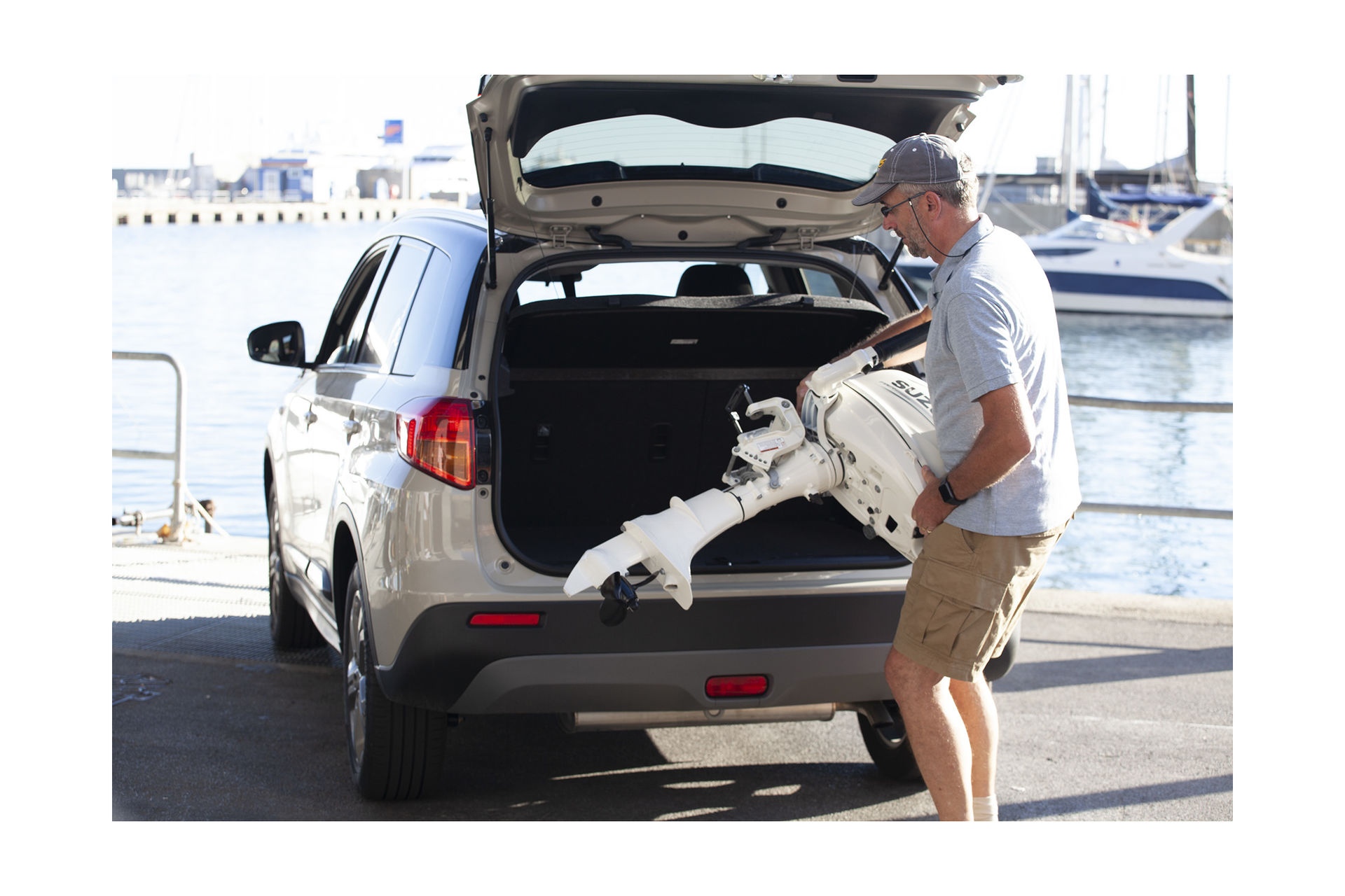 Купить Мотор лодочный Suzuki DF6AS, белый DF6AS_white 7ft.ru в интернет магазине Семь Футов