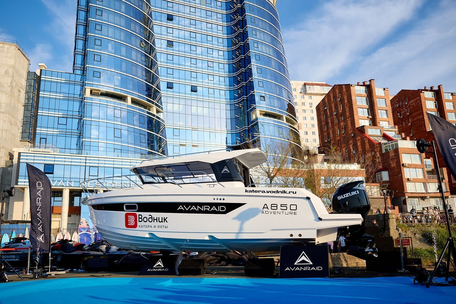 Купить Катер AVANRAID A850 ADVENTURE с Suzuki DF325ATX KITA850A325S 7ft.ru в интернет магазине Семь Футов