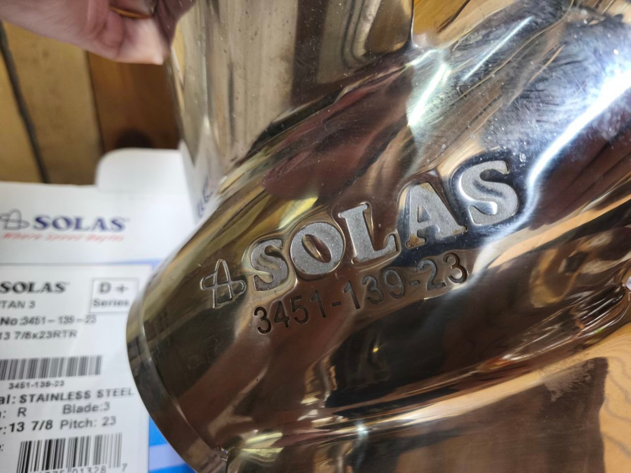 Купить Винты гребные 3x13.9x23R+L комплект, Solas, б/у 3451-139-23_3452-139-23 7ft.ru в интернет магазине Семь Футов