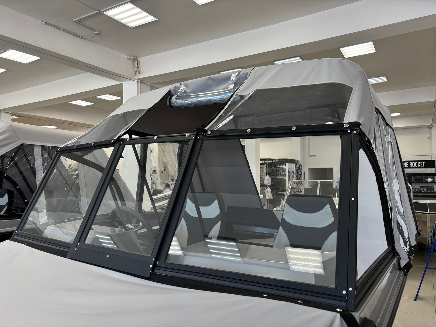 Купить Моторная лодка, Триера 460 BR_new, серый с Suzuki DF50ATL KITTR37 7ft.ru в интернет магазине Семь Футов