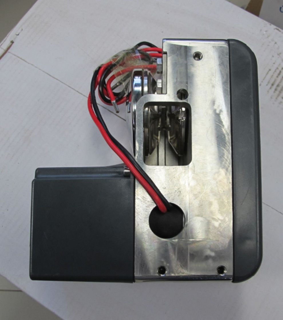 Купить Лебедка якорная Italwinch IKI 500Вт, 12 В, цепь 6мм, уценена IY_0512_06L_utsenka 7ft.ru в интернет магазине Семь Футов