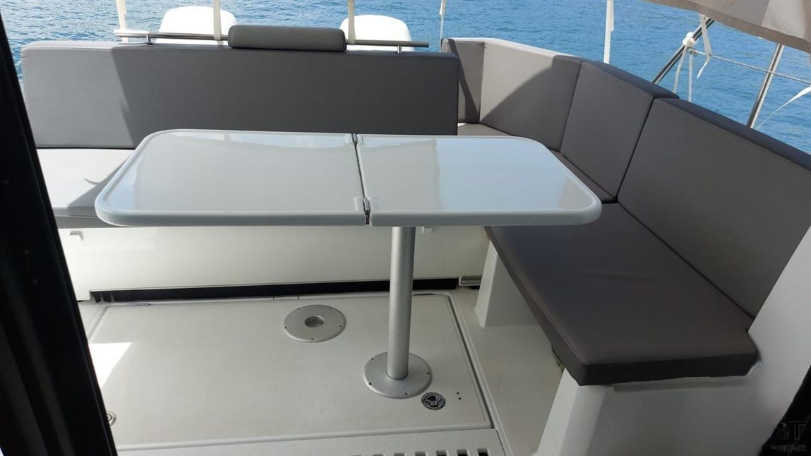 Купить Катер Beneteau Antares 11 с Suzuki 2хDF300BTXX KITBA004 7ft.ru в интернет магазине Семь Футов