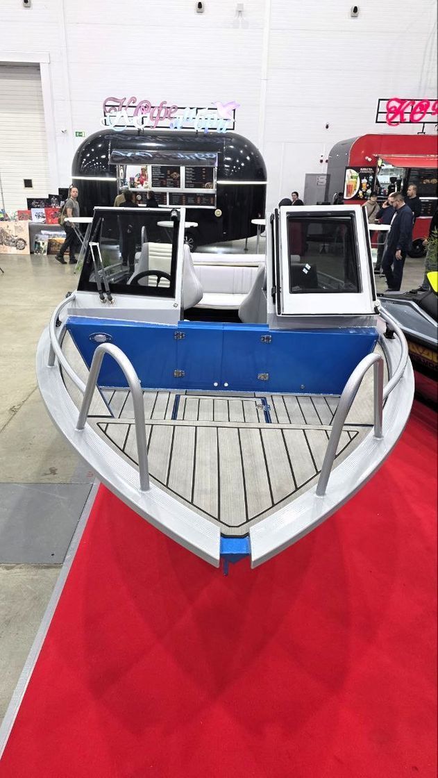 Купить Моторная лодка SMARTLINER R1 Angelina SMART_R1 7ft.ru в интернет магазине Семь Футов