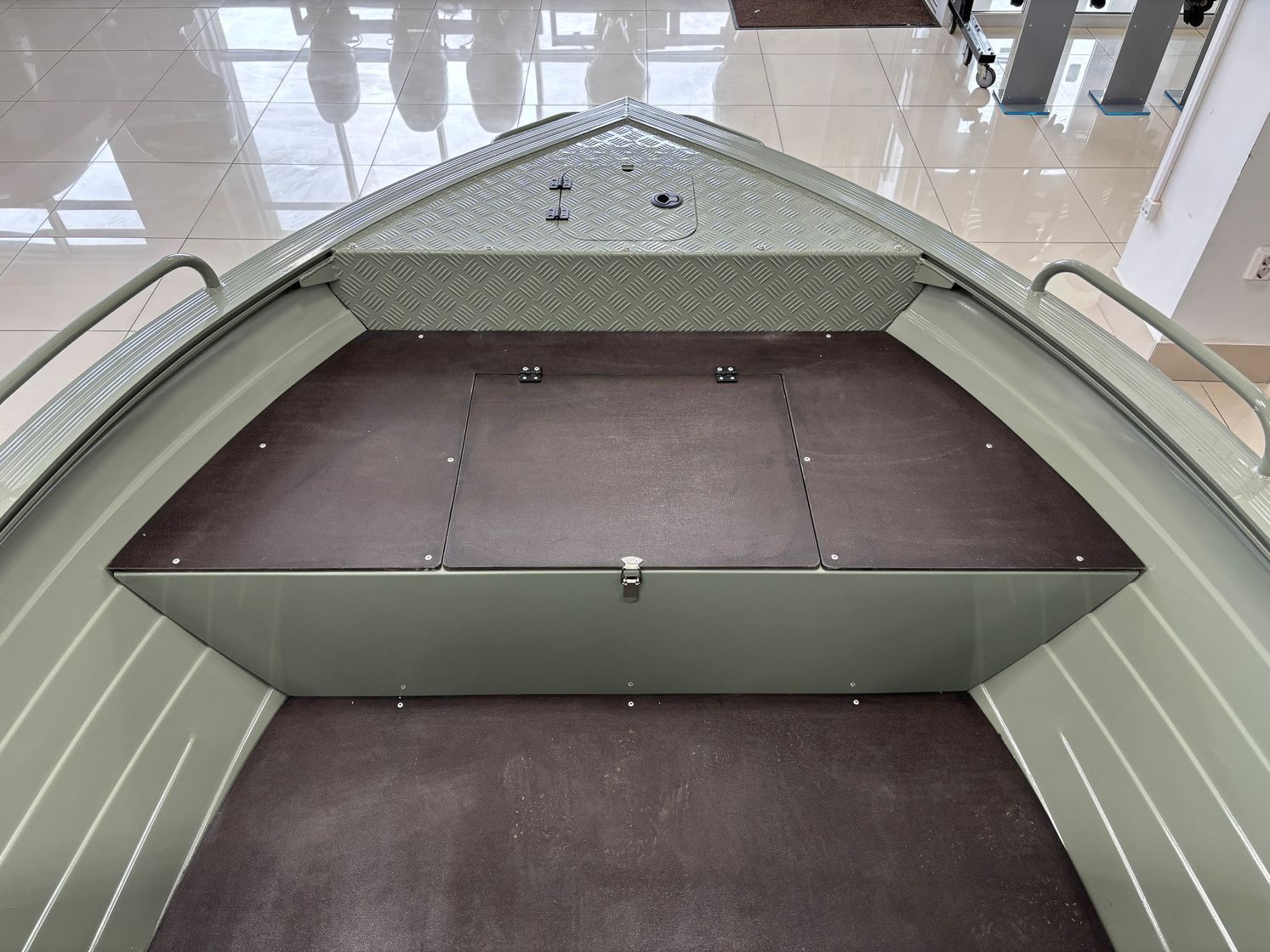 Купить Моторная лодка, Тактика 460 DC (Comfort), хаки с Suzuki DF50ATL KITTK71 7ft.ru в интернет магазине Семь Футов
