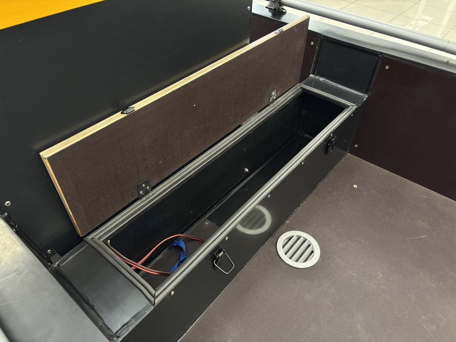 Купить Моторная лодка River Fisher 5.7 ПНД RF5.7 7ft.ru в интернет магазине Семь Футов