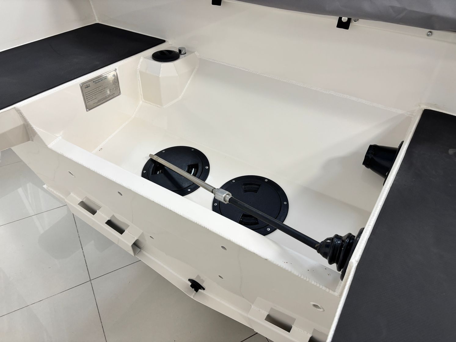 Купить Моторная лодка, Триера 460 FISH_new, белый с Suzuki DF50ATL KITTR66 7ft.ru в интернет магазине Семь Футов
