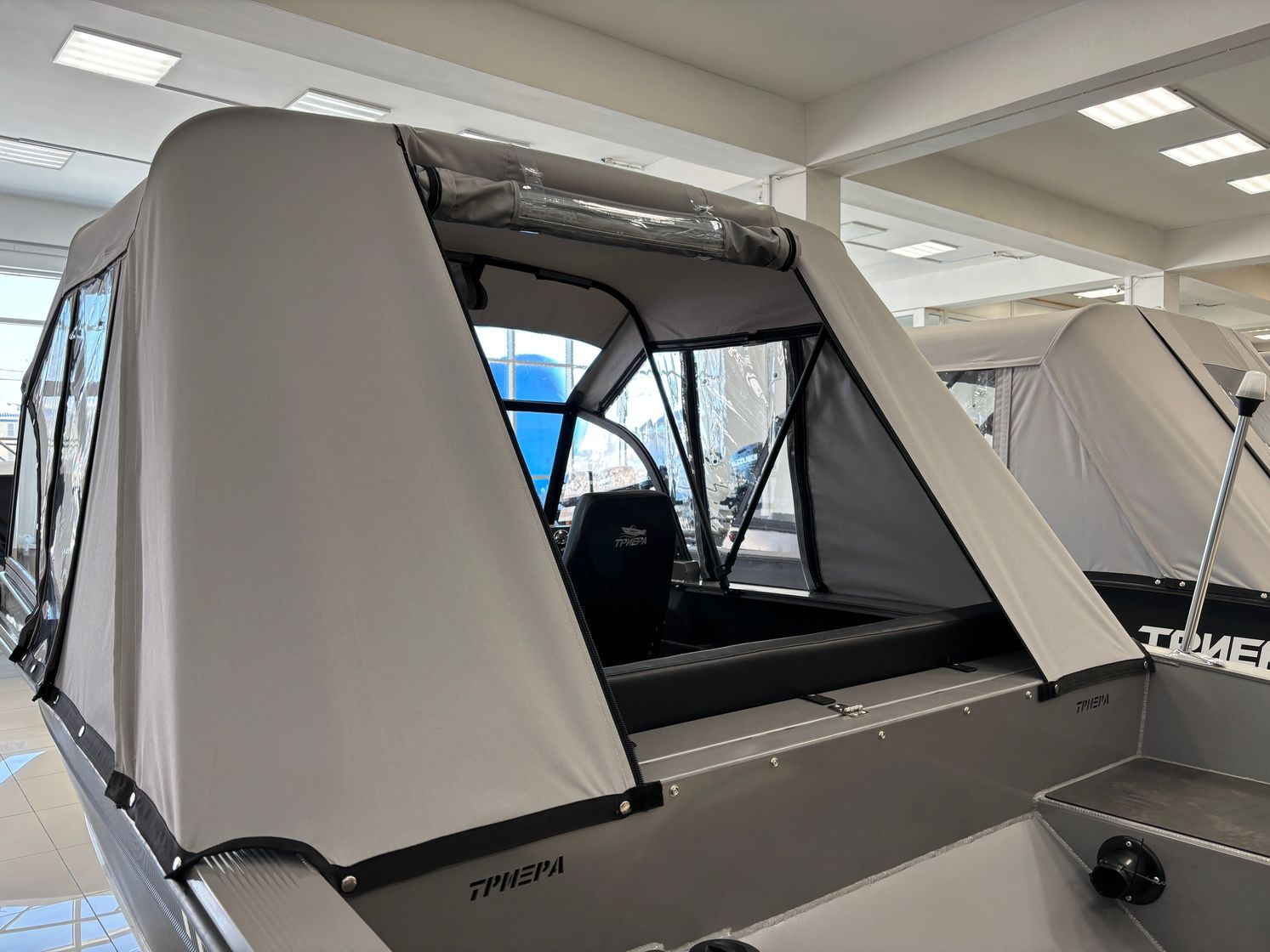 Купить Моторная лодка, Триера 460 BR_new, серый с Suzuki DF50ATL KITTR37 7ft.ru в интернет магазине Семь Футов