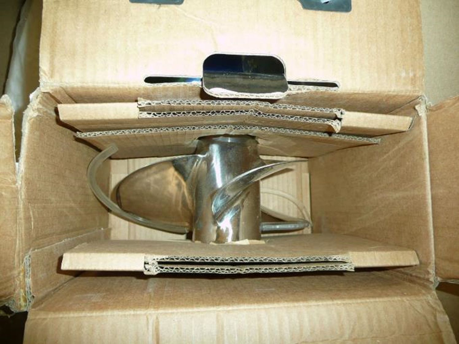 Купить Гребной винт 3x9-1/4x10, Marine Rocket, уценен 4121-093-100A_utsenka 7ft.ru в интернет магазине Семь Футов