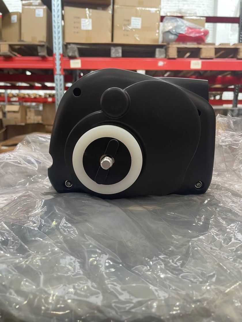 Купить Лебедка электрическая autoTRAC DayRunner на трейлер, 2500lbs, черная, уценена NS009DR_utsenka 7ft.ru в интернет магазине Семь Футов