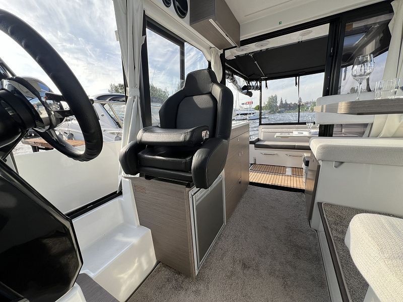 Купить Катер Merry Fisher 895 S2 с моторами 2х225 Jeanneau KITMF12 7ft.ru в интернет магазине Семь Футов