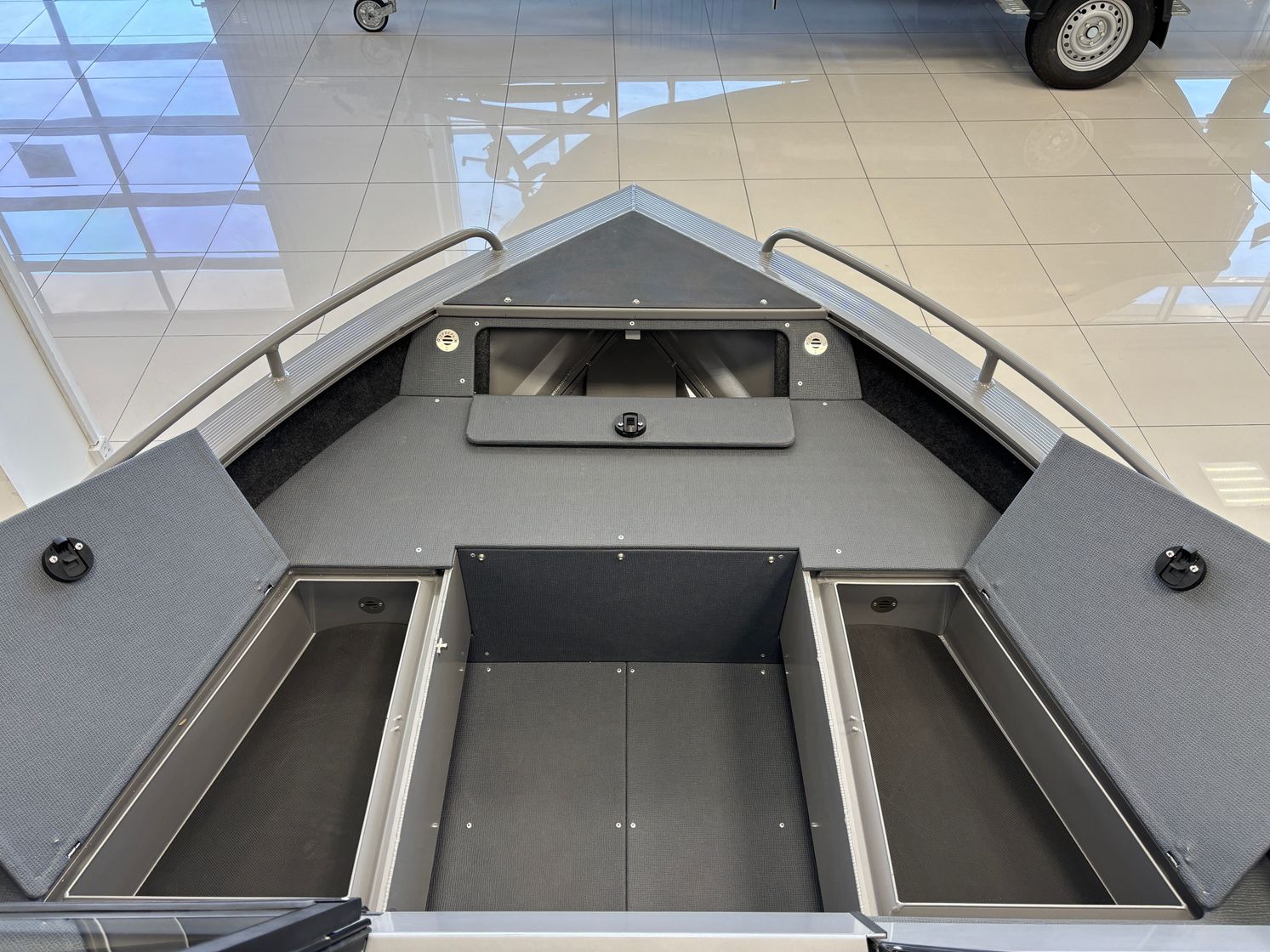 Купить Моторная лодка, Триера 460 BR_new, серый TR460BR_new_grey 7ft.ru в интернет магазине Семь Футов