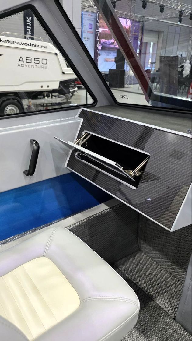 Купить Моторная лодка SMARTLINER R1 Angelina SMART_R1 7ft.ru в интернет магазине Семь Футов