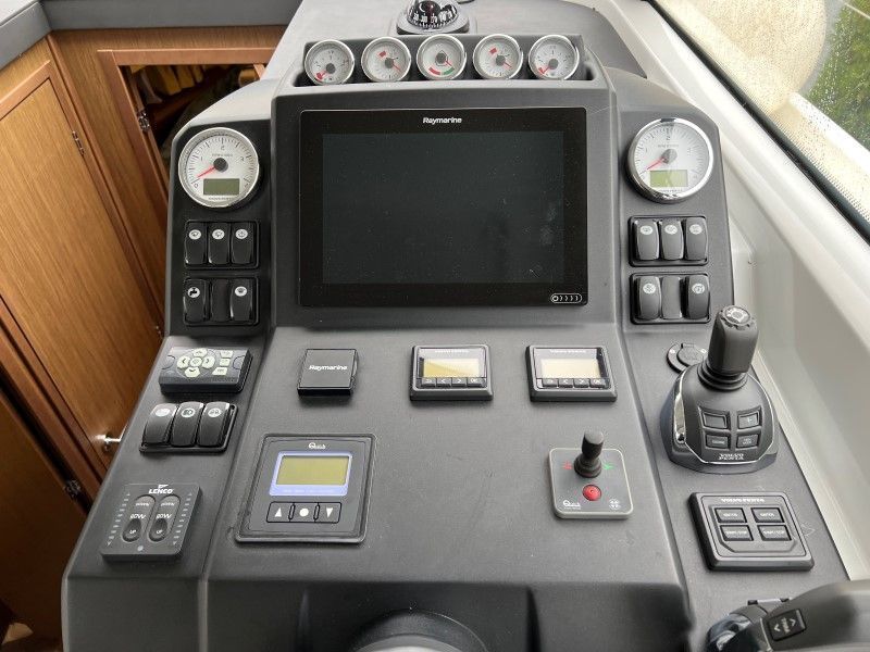 Купить Катер Jeanneau NC 37 с моторами 2х260 KITNC2 7ft.ru в интернет магазине Семь Футов