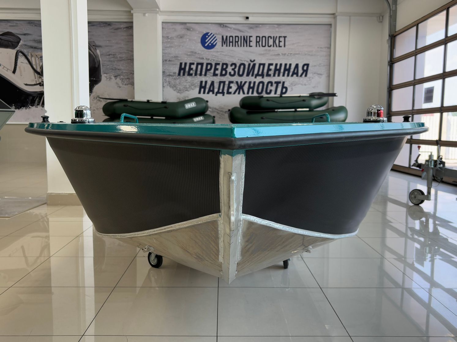 Купить Моторная лодка, Триера 420 румпель, бирюзовый TR420_hand 7ft.ru в интернет магазине Семь Футов