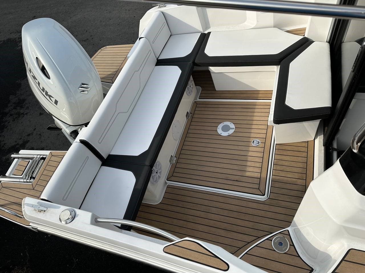 Купить Катер Феникс 700 Cabin белый с мотором Suzuki DF200APX KITPH55 7ft.ru в интернет магазине Семь Футов