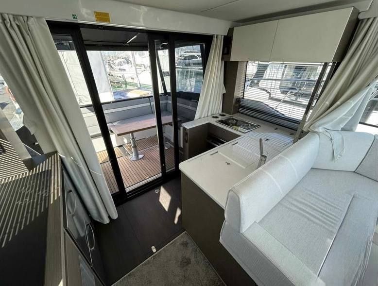Купить Катер Jeanneau Merry Fisher 1295 COUPE с моторами 300 л.с. KITMF11 7ft.ru в интернет магазине Семь Футов