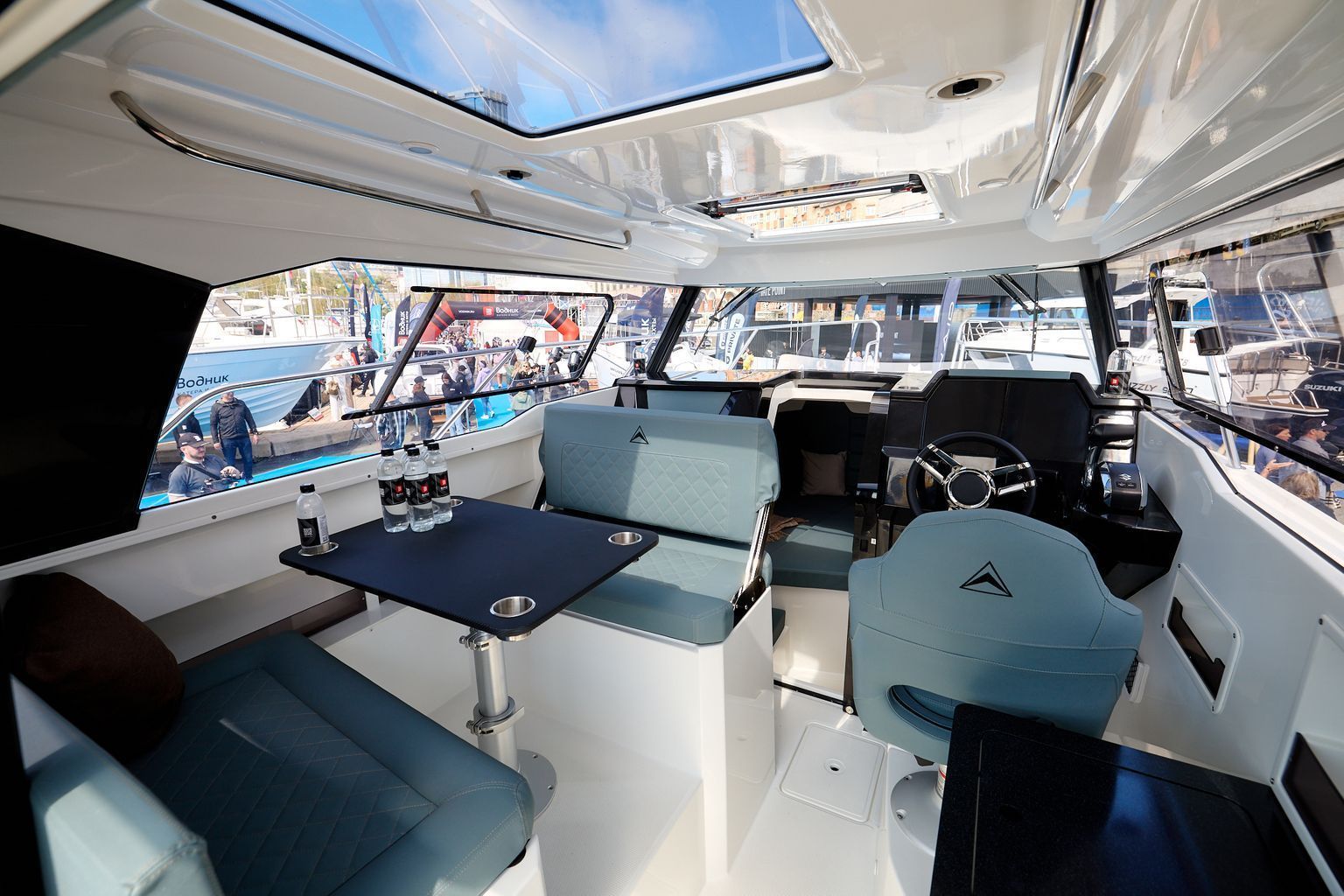 Купить Катер AVANRAID A850 ADVENTURE с Suzuki DF300APX KITA850A300S 7ft.ru в интернет магазине Семь Футов