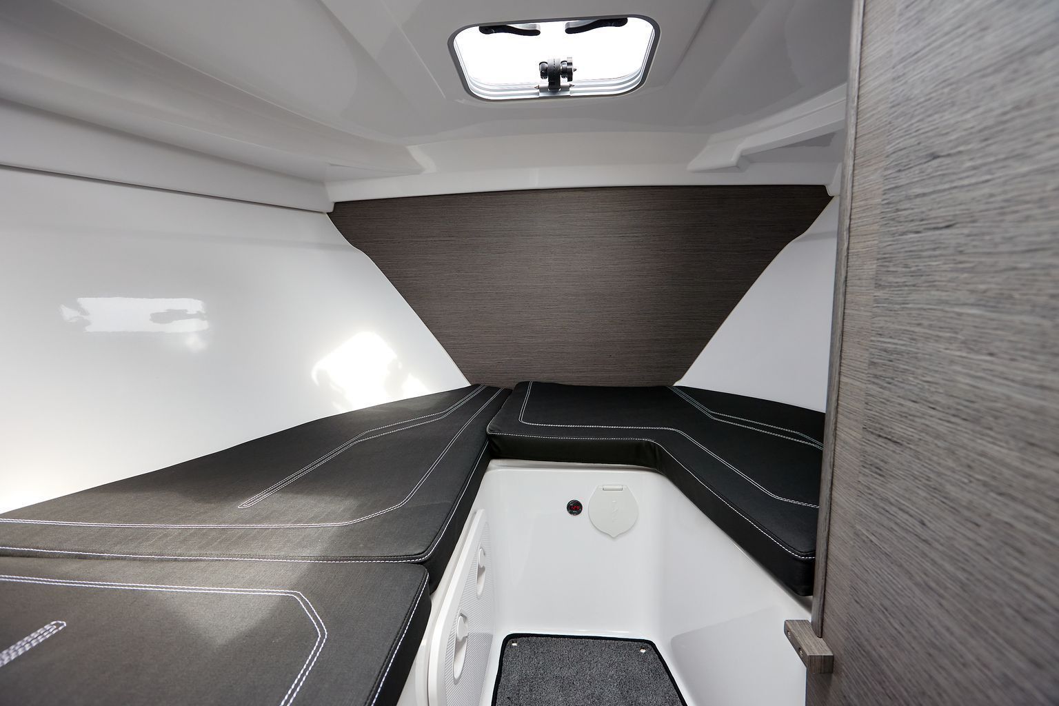 Купить Катер Феникс 700 Cabin белый Феникс (СПЭВ) P700W_ AISI316 7ft.ru в интернет магазине Семь Футов