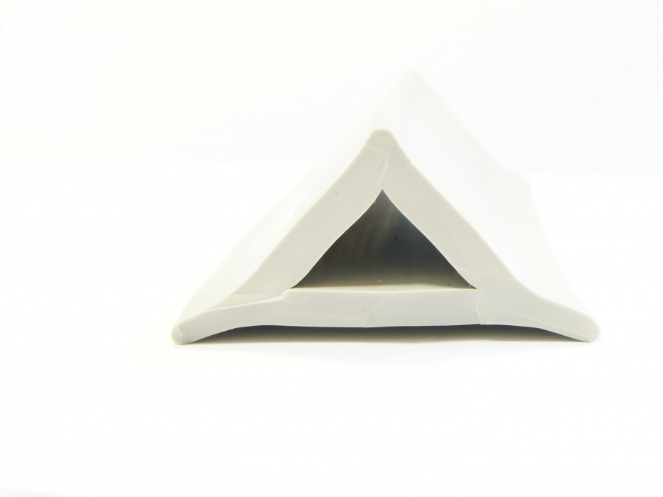 Купить Профиль ПВХ треугольный, серый ЛПВССК1 7ft.ru в интернет магазине Семь Футов