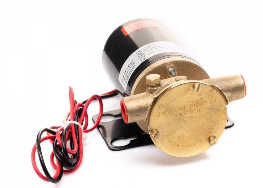 Купить Помпа импеллерная самовсасывающая Johnson Pump F3B-19 10-24516-01 12В 120Вт 21л/мин 170х113х82мм 7ft.ru в интернет магазине Семь Футов
