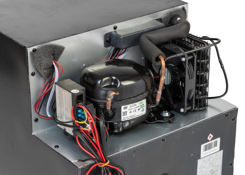 Купить SEATEC JK50X Refrigerator / black 41581-bvs 7ft.ru в интернет магазине Семь Футов