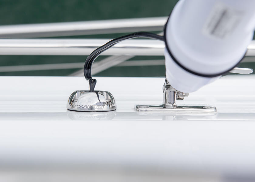 Купить Сальник кабельный Scanstrut DS30-S Ø59мм IP68 для кабелей Ø9-14мм и разъемов до Ø30мм из нержавеющей стали AISI316 7ft.ru в интернет магазине Семь Футов