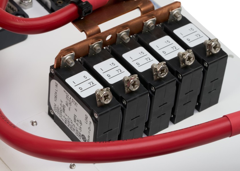 Купить BEPMARINE Battery Management Panel 800-MS3 29922-bvs 7ft.ru в интернет магазине Семь Футов