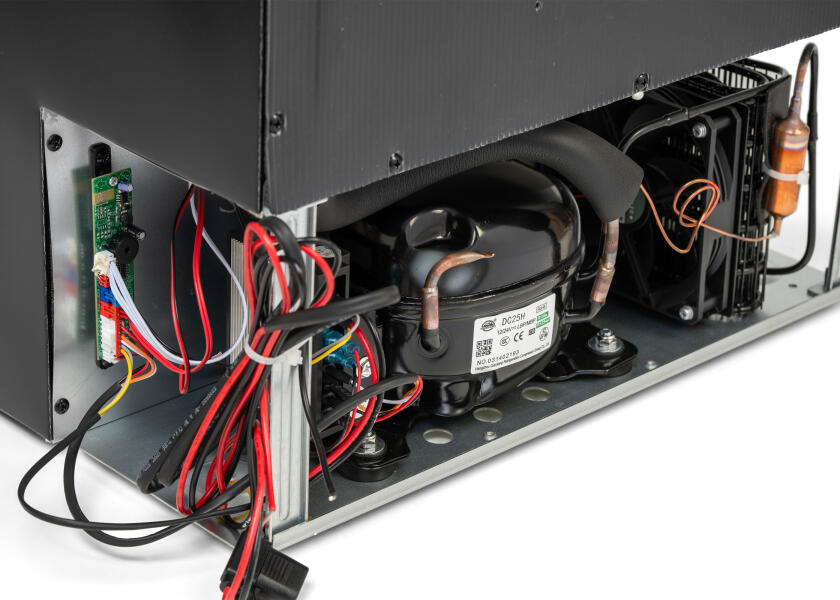 Купить SEATEC JK65X Refrigerator / black 41582-bvs 7ft.ru в интернет магазине Семь Футов