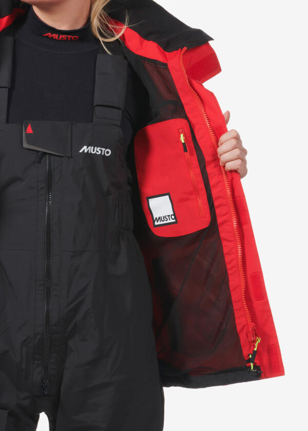 Купить MUSTO 82399_169-L Женская куртка Channel BR1 / красный / Размер одежды: L 7ft.ru в интернет магазине Семь Футов