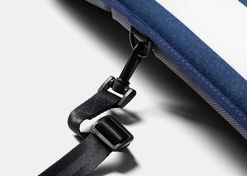 Купить COMFORT SEAT C6126B Сиденье Comfort / большое / в сине-белую полоску 57017-bvs 7ft.ru в интернет магазине Семь Футов