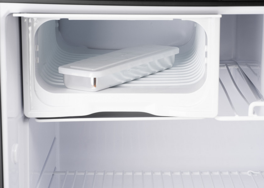 Купить ISOTHERM C130RSAAS11111AA КРУИЗ Элеганс Компрессорный холодильник / 130 литров 7ft.ru в интернет магазине Семь Футов