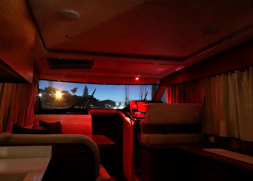 Купить HELLA MARINE APELO LED75 RGB/W Overhead Light / stainless steel 33784-bvs 7ft.ru в интернет магазине Семь Футов