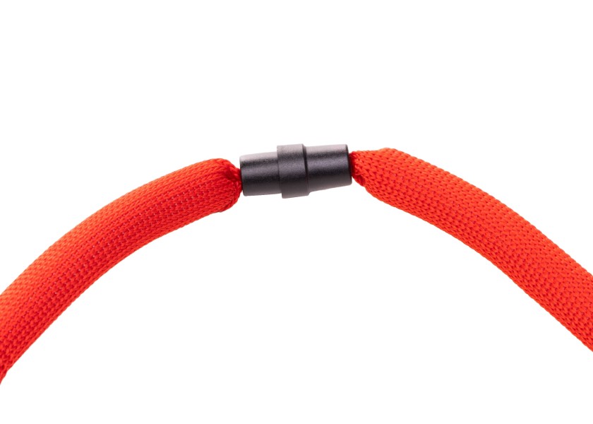 Купить Держатель для передатчика xFOB Fell Marine MOB + xTAG 72.380.307 со шнурком и зажимом 7ft.ru в интернет магазине Семь Футов