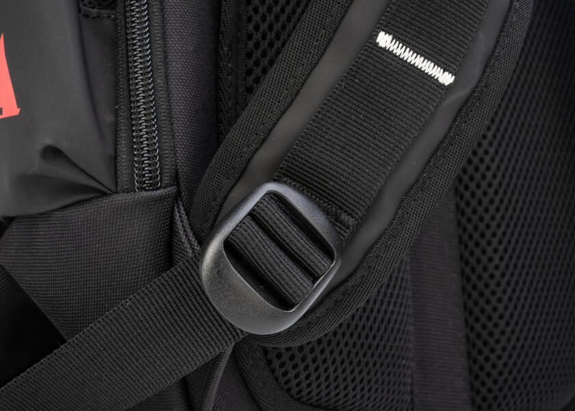 Купить MUSTO 81259_990-O/S Рюкзак / 20 л / черный 7ft.ru в интернет магазине Семь Футов