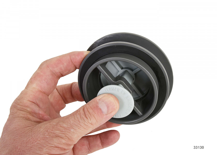 Купить Дефлектор с водонепроницаемой крышкой Lewmar Retro Fit 361041990 Ø170мм из серого армированного пластика для перегородок до 100мм 7ft.ru в интернет магазине Семь Футов