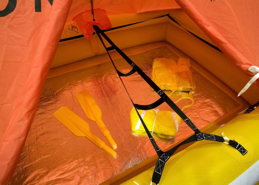 Купить OCEAN SAFETY OCEAN ISO 9650-1 Спасательный плот / < 24 часов / Количество человек: 6 7ft.ru в интернет магазине Семь Футов